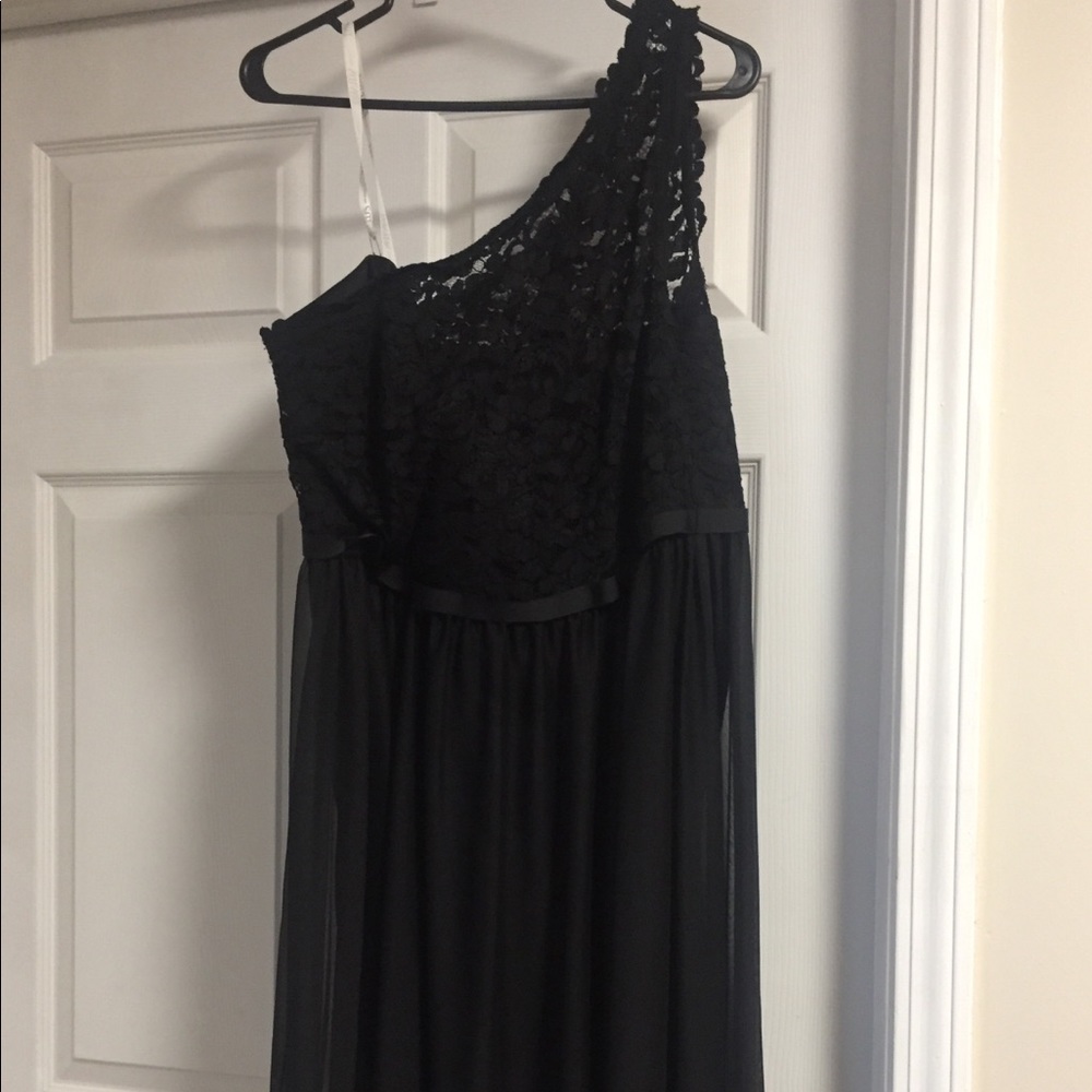 Black one should knee length bridesmaid dress